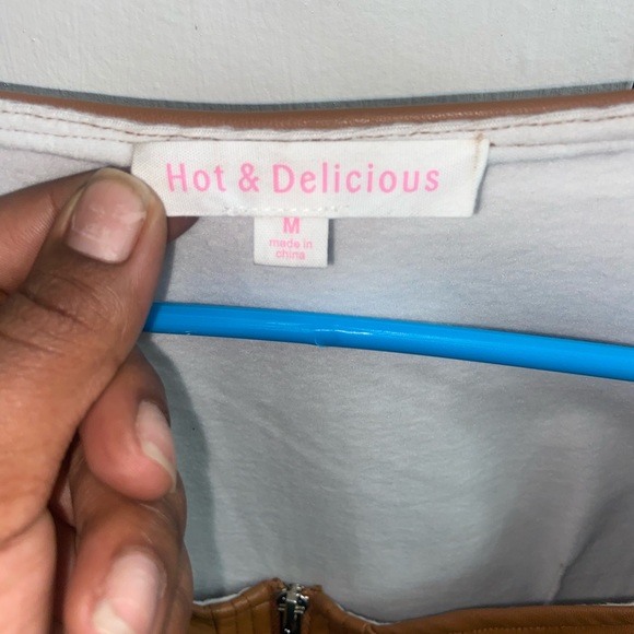 Tan Crop Top Sz Medium - Picture 2 of 2